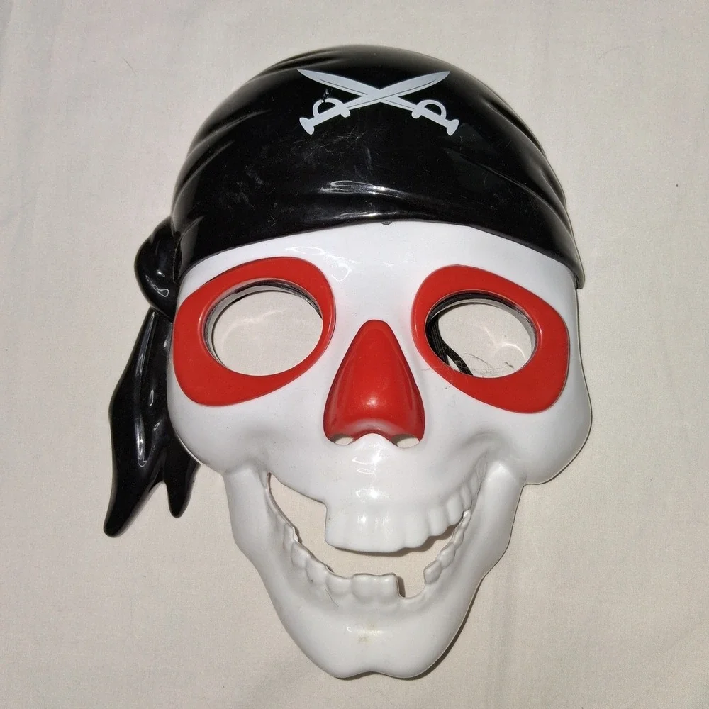 Pirate‎ Skull Mask Halloween Costume Party Prop Decorative Black Red Light Up